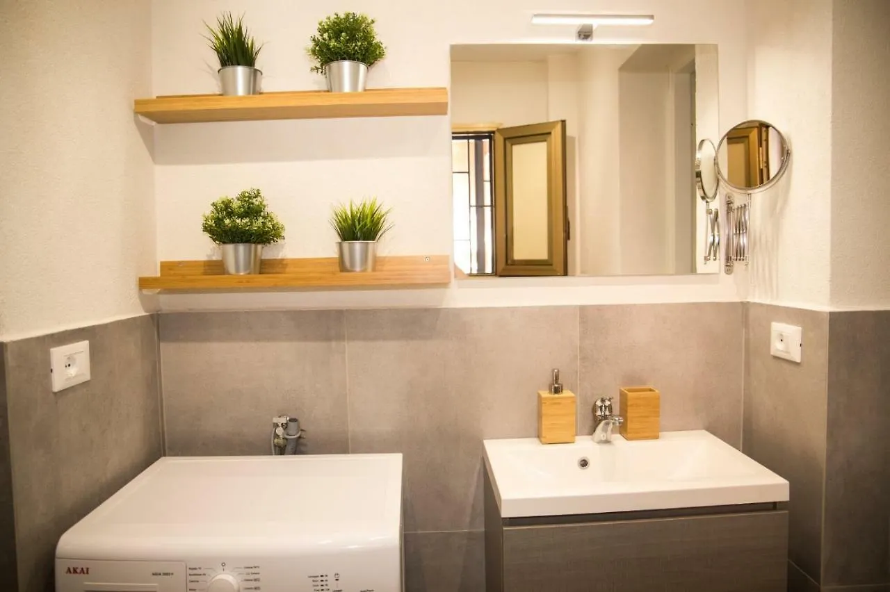 Aus Holiday Catania Villa