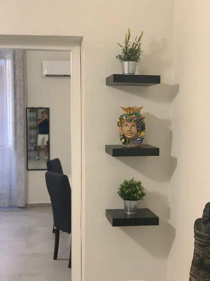 Nyaraló Aus Holiday Catania Villa